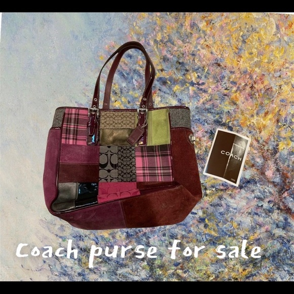 Coach purse  Patchwork pattern lined with silky pink fabric. - Picture 1 of 7
